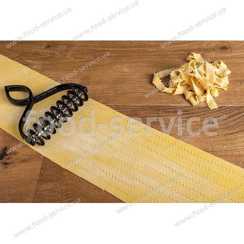 Ніж для локшини та пасти Marcato Pastabike Black